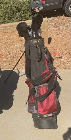 Golden bear Golf clubs and bag