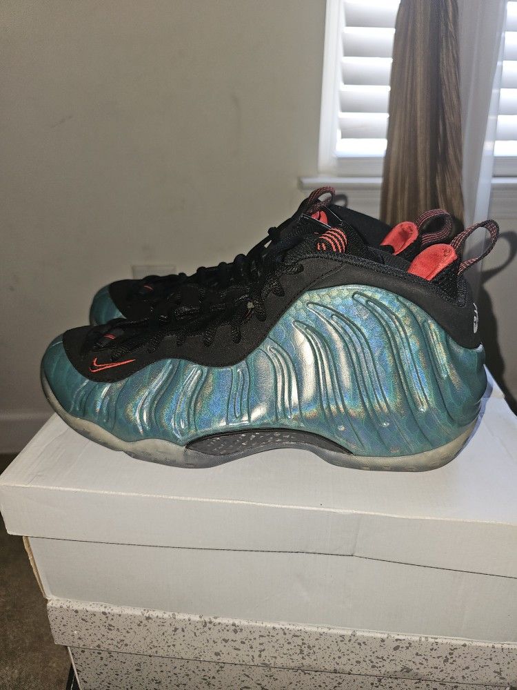 Nike Foamposite Gone Fishing Size 10.5