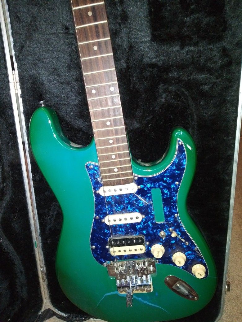 Big Lou Wide Nut Guitar With Amp Speaker Set With Case