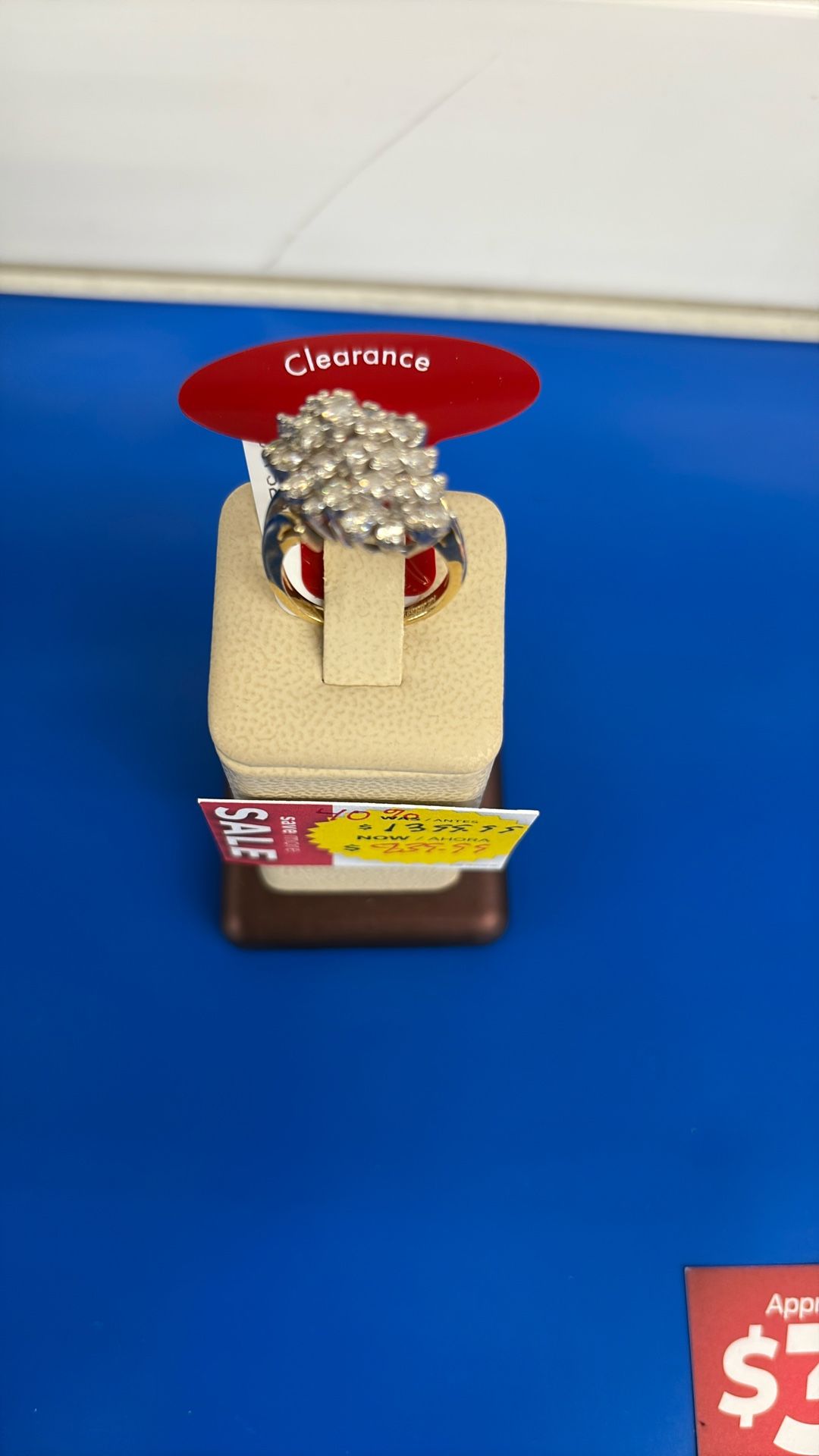 Ladies Cluster Ring