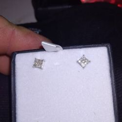 Genuine Diamond Earrings White Gold Settings