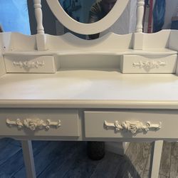 Girls Vanity