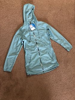 Brand new Columbia womens light rain jacket size small