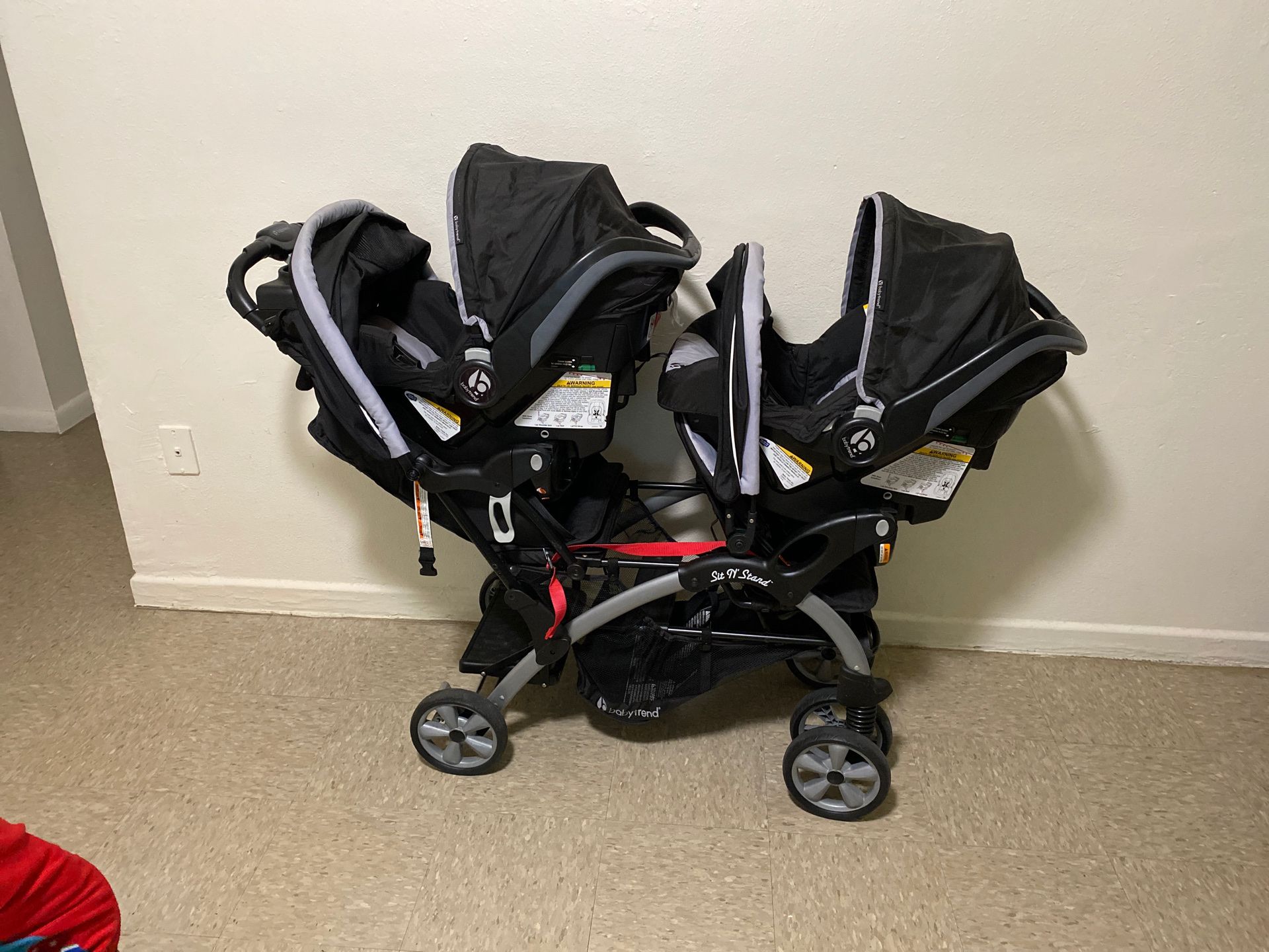 Baby trend Double Stoller With Car Seat And Base