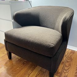 🪑 Plush Dark Brown Accent Chairs – Clean & Cozy