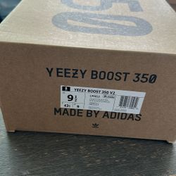 Yeezy Boost 350 V2