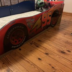 Boys Lightning Mcqueen Bed And Mattress