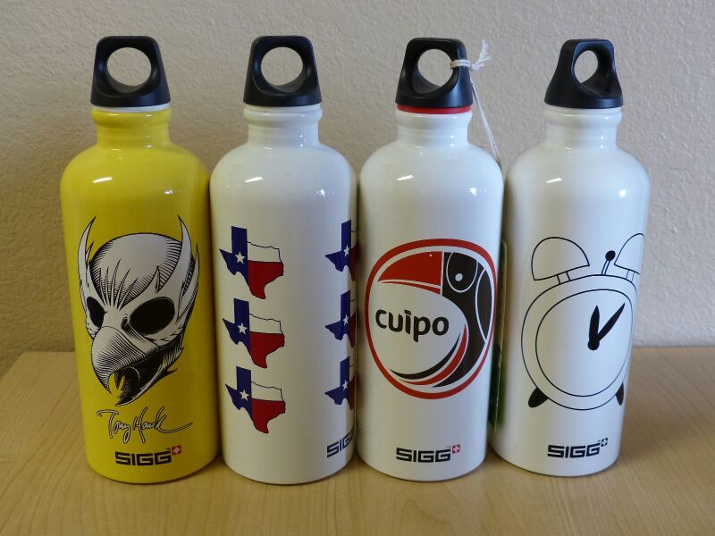 SIGG Classic Traveller - The original Swiss water bottle (0.6LT)