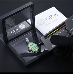 Glow In The Dark Moissanite Hamsa Pendant 