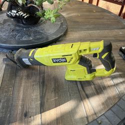 RYOBI SAW