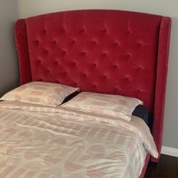 Barbie pink Queen Size Bed