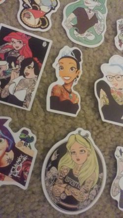 23 DISNEY TATTOOED STARS