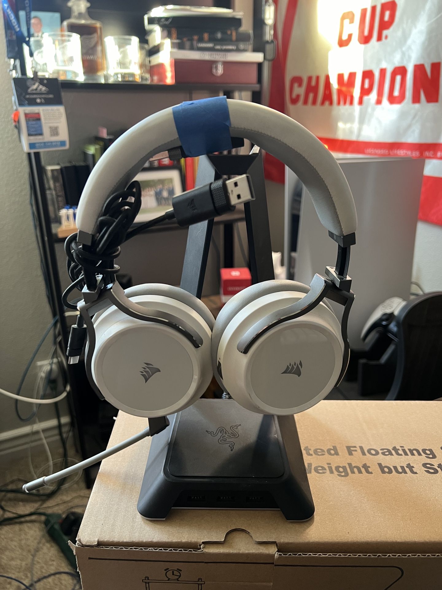 Corsair Gaming Wireless Headphones (RGB)