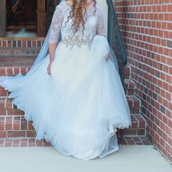 Size 16 White Allure Bridals Wedding Dress Style 9022