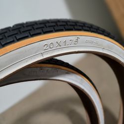 New 20X1.75 White Wall Nylon 