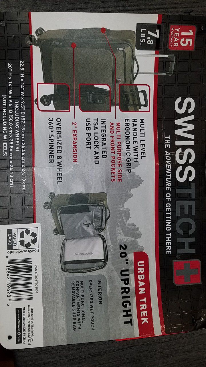 *NEW* SwissTech Spinner Suitcase  