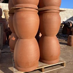 🌻 Vintage Terracotta Clay Pots 🐛 $55 Each