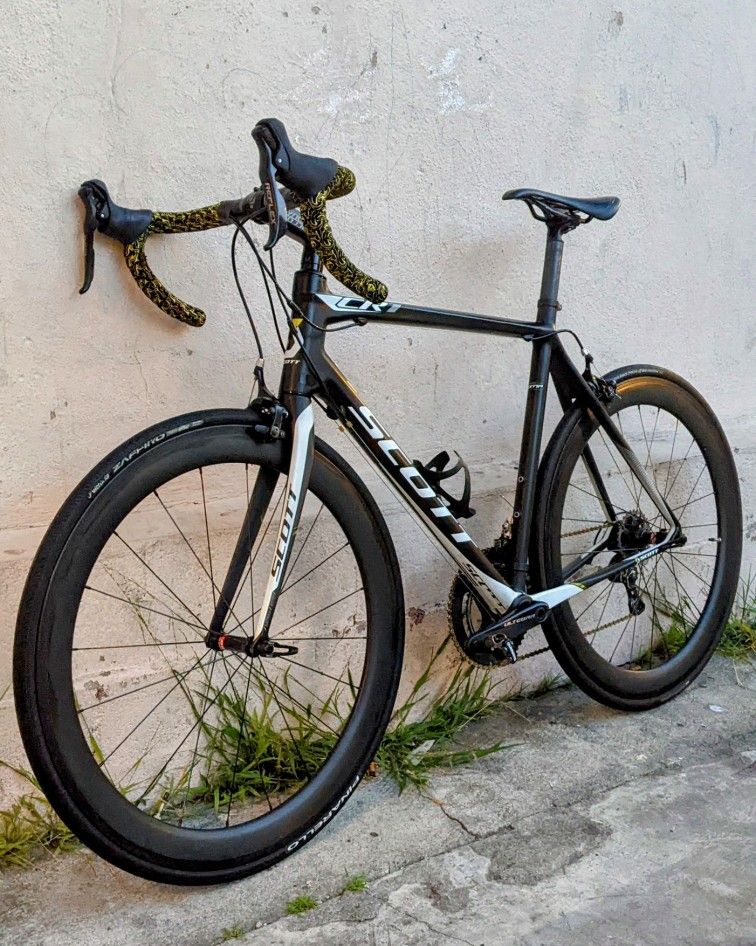 Road Bike - SCOTT CR1 Roadie- (56 CM Frame) w/ XCadey Power Meter