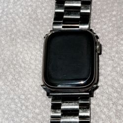 Apple Watch (Series 7)