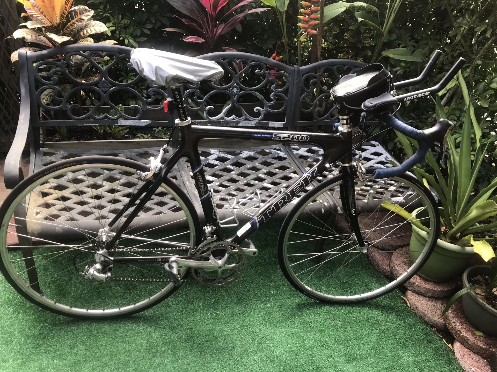 Road bike Trek 5200 ocvl series