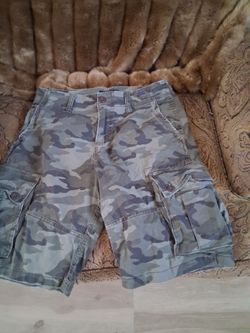 American Eagle mens shorts