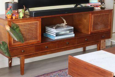 Southern Enterprises Furniture 70” Simms Media Center