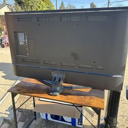 Samsung 58” Smart Tv Series 6