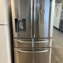 SAMSUNG FOUR DOOR STAINLESS REFRIGERATOR 