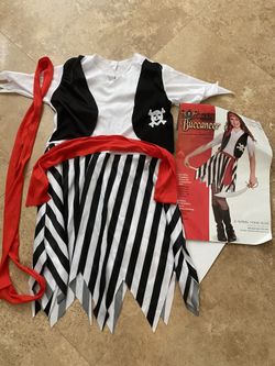 pirate costume