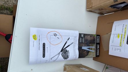 Fire tongs for logs