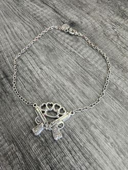 Neckless