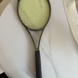 Wilson Blade V8 98