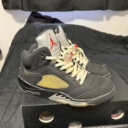 Jordan 5 Black Metallic 