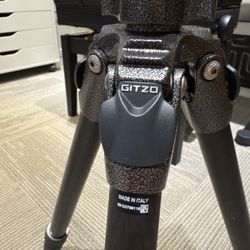 Gitzo GK2542-82QD Mountaineer Series 2 Carbon Fiber Tripod with Center Ball Head & GHF3W 3-Way Fluid Head (Special 50th Anniversary Kit) NEW