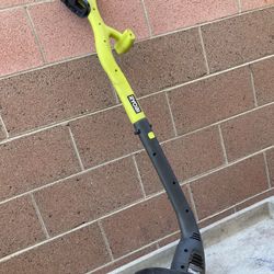 Ryobi Trimmer