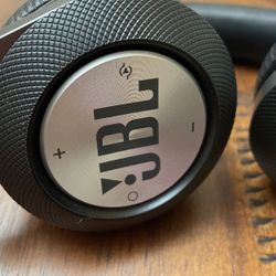 JBL Wireless Headphones 