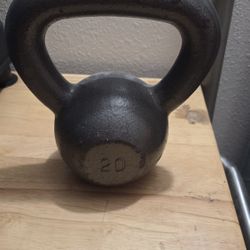 CAP 20lb Kettlebell