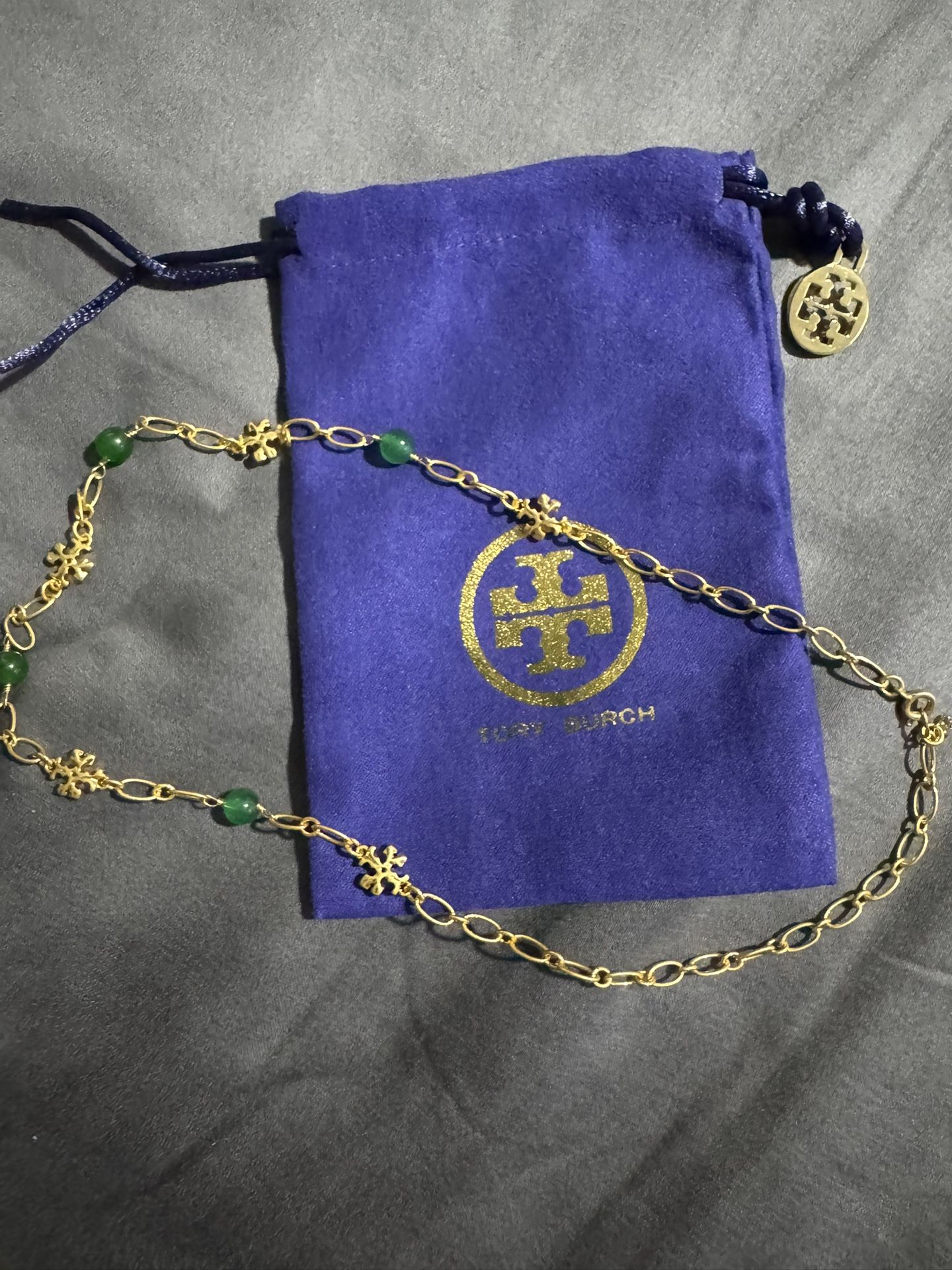 Tory Burch Necklace With Green Beats Gold
