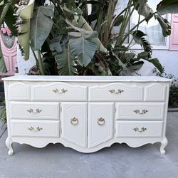 Cream French Provincial Dresser