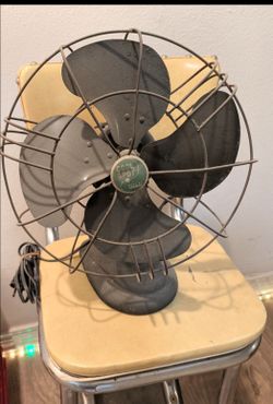 Cool Spot by Signal Vintage Electric Fan