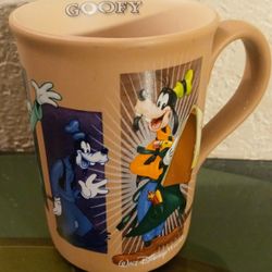 Disney Goofy 12 oz Coffee cup mug