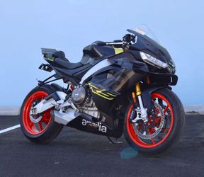 2026 Aprilia 660