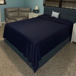 Queen Bed With Mattress 