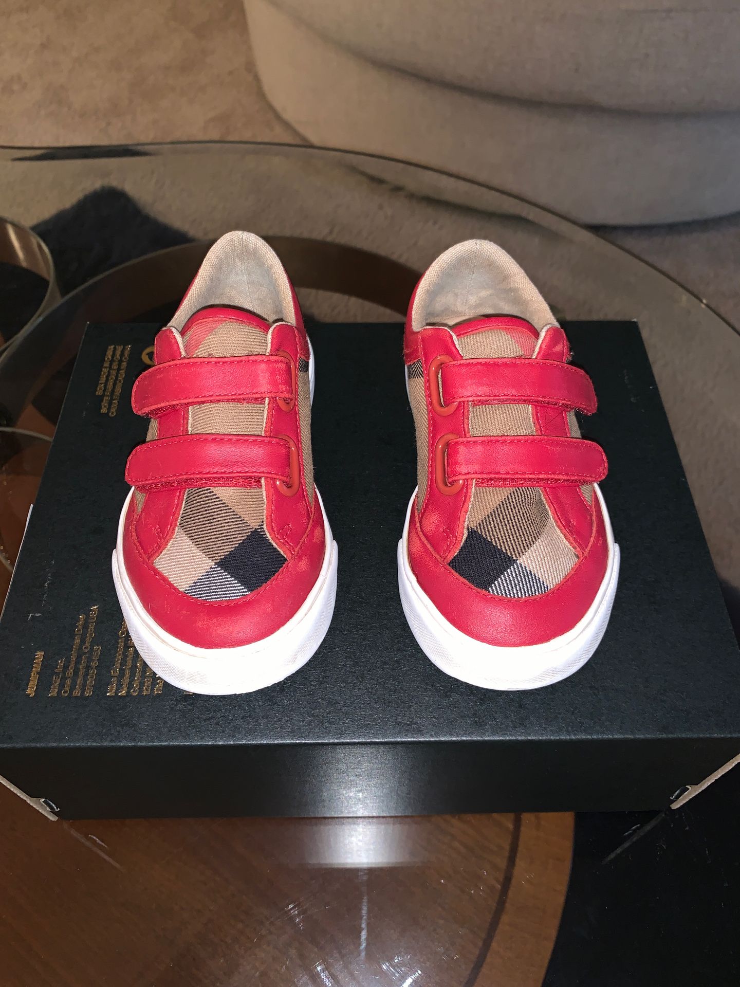 Burberry kids sneakers