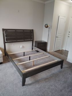 Wow that's a Beautiful Bedroom Set