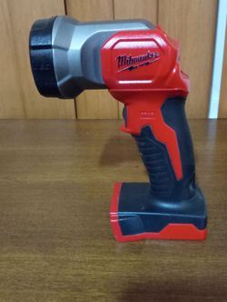 Milwaukee M18 18v LED Work Light (Tool Only) $20