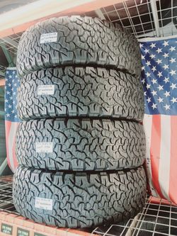 4 Used Matching Tires Size: 37X12.5R17LT BFGoodrich All-Terrain T/A KO2  All-Terrain Tire for Jeeps, 4x4 SUVs & Trucks  in 37X12.5R17 Off-Road 