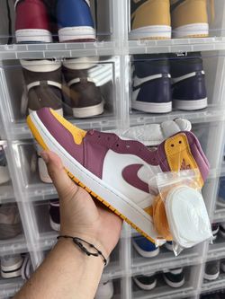 Air Jordan 1 “Brotherhood”