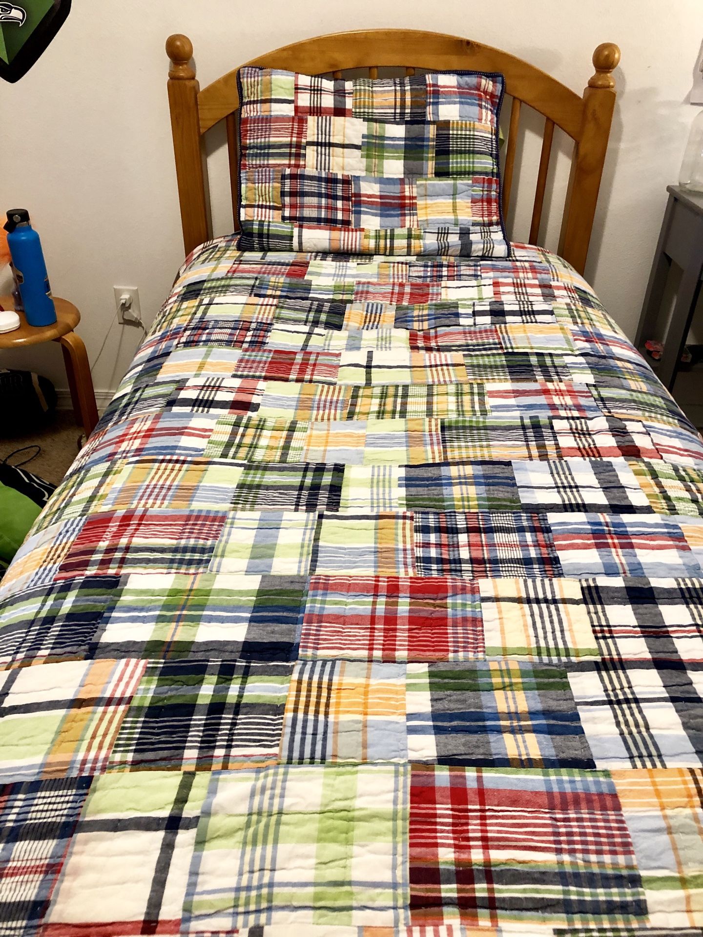 Pottery Barn Kids Madras Twin Quilt & Sham for Sale in Bonney Lake, WA