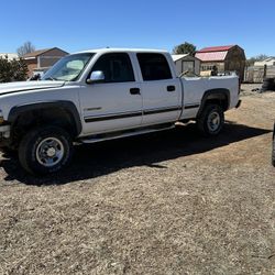 2002 Chevy 2500 HD 4x2 150k 5th Wheel Hitch 